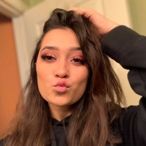 Meet your Posher, Josephine